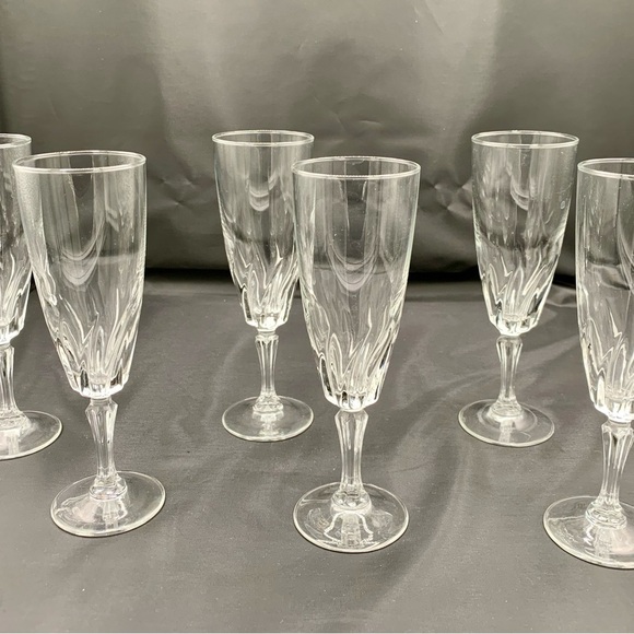 8 Cristal D Arques Flamenco Fluted Champagne Glasses 7,5” - Picture 9 of 13